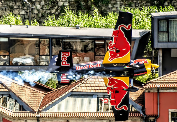 Red Bull Plane Screaming Along the Duro River